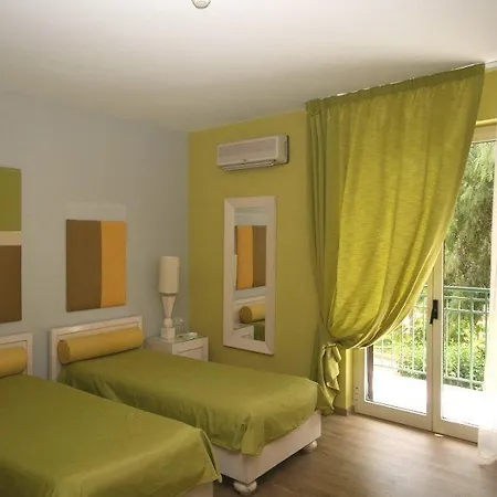 Hotel Casena Dei Colli Palermo