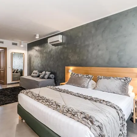 Casena Dei Colli, Sure Collection By Western Palerme